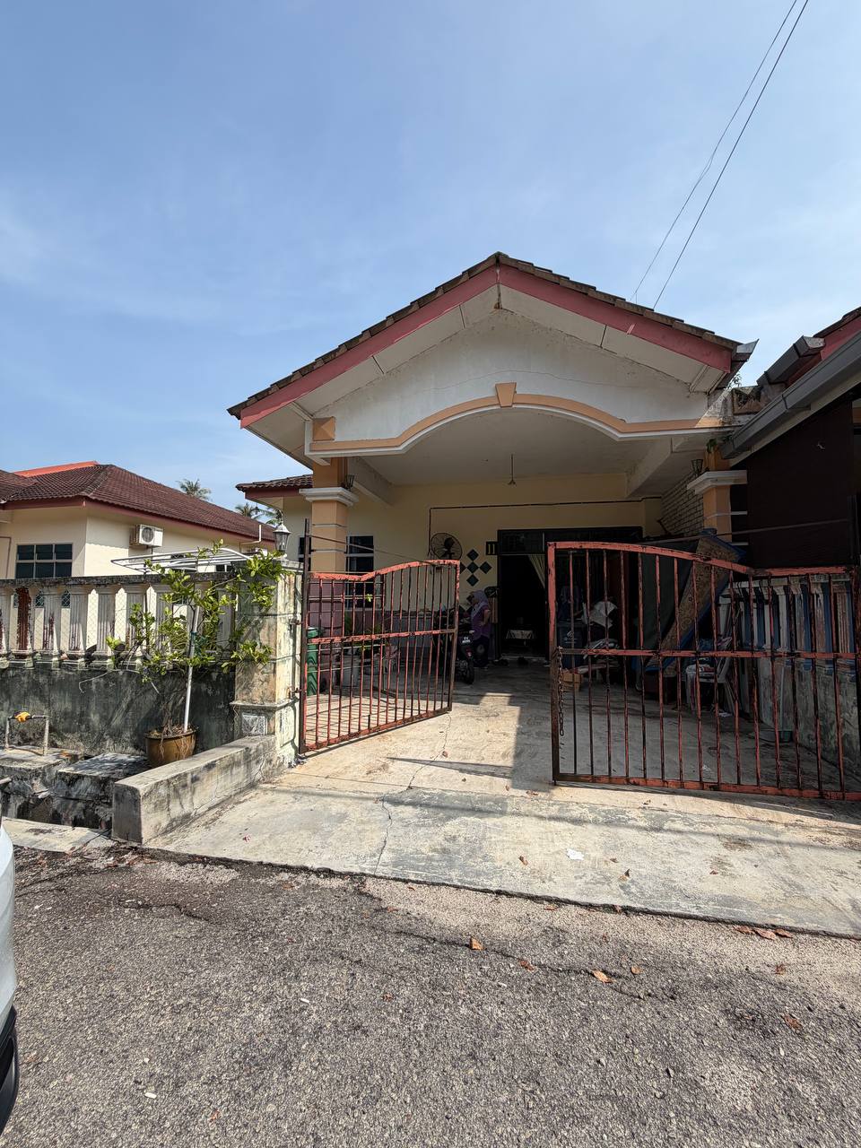 TAMAN DI BATU PAHAT, MUAR JOHOR
