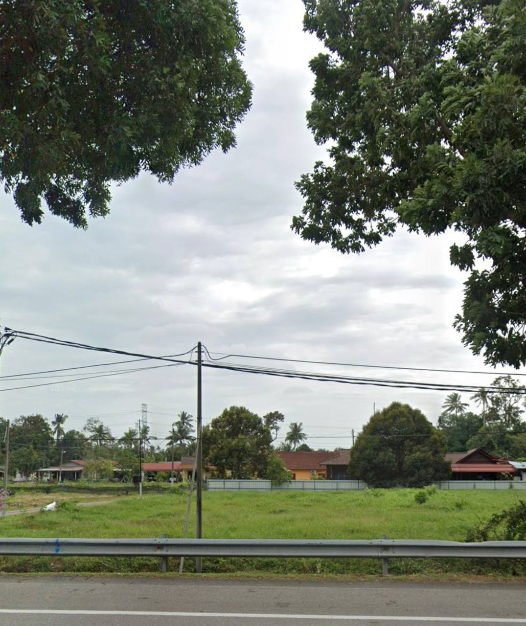 TANAH TEPI JALAN AMJ SEMABOK MELAKA