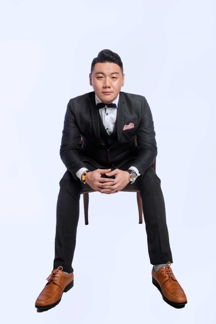 JOHNNY WONG