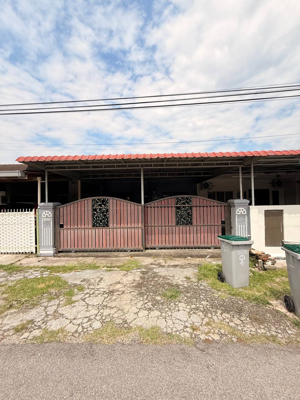 TERES SETINGKAT TAMAN KENANGA MELAKA