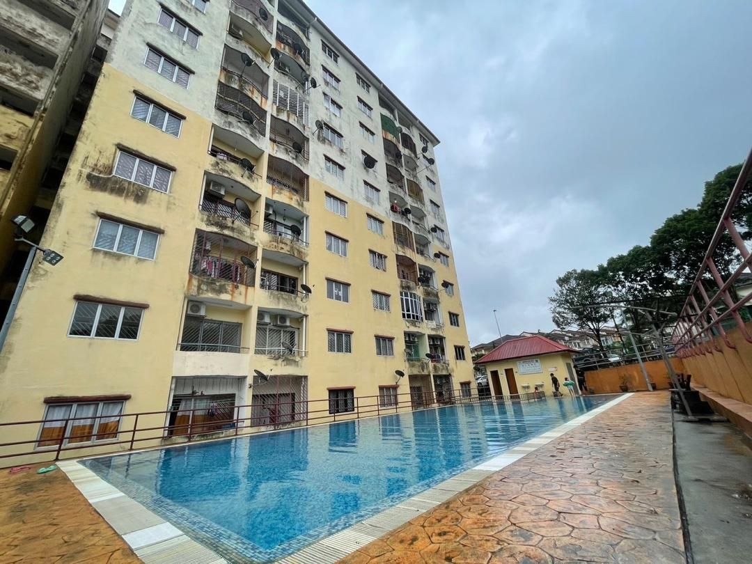 APARTMENT TAMAN BUKIT RIA, KAJANG