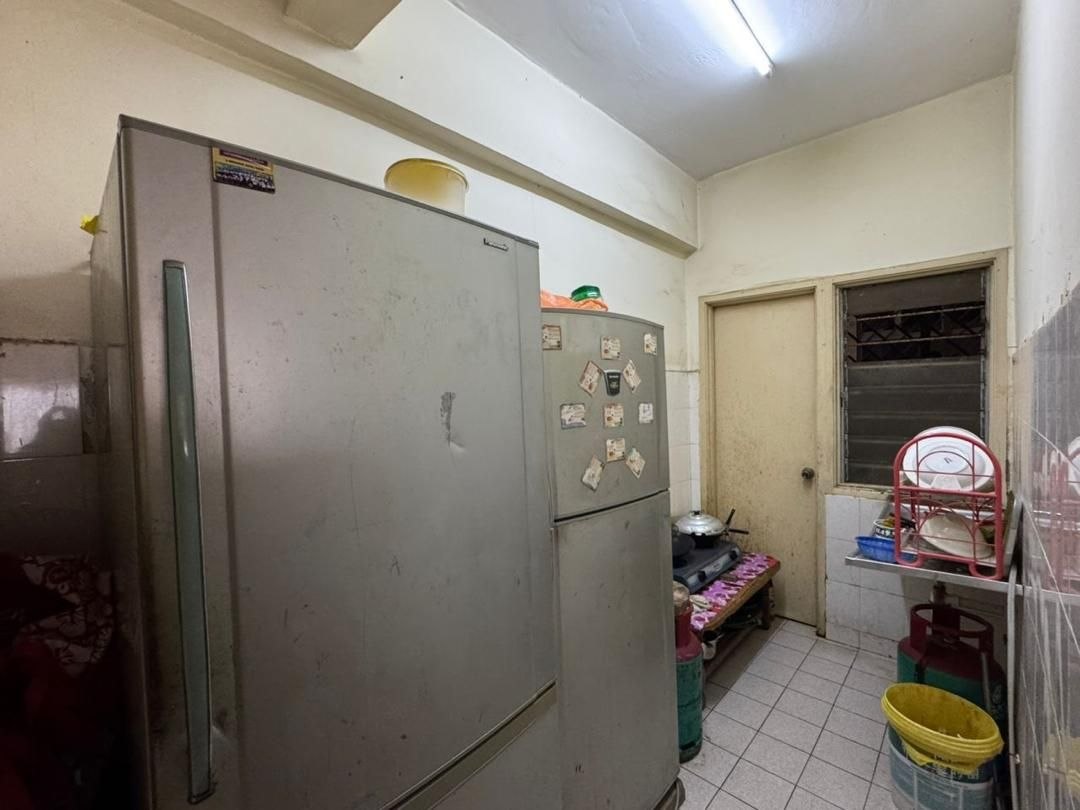 APARTMENT TAMAN BUKIT RIA, KAJANG