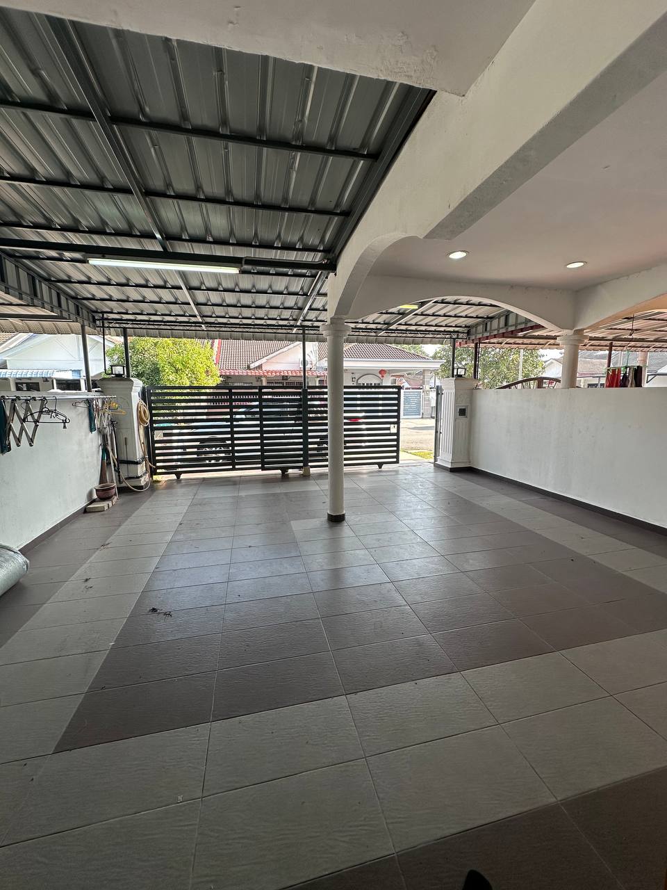 TAMAN POKOK MANGGA