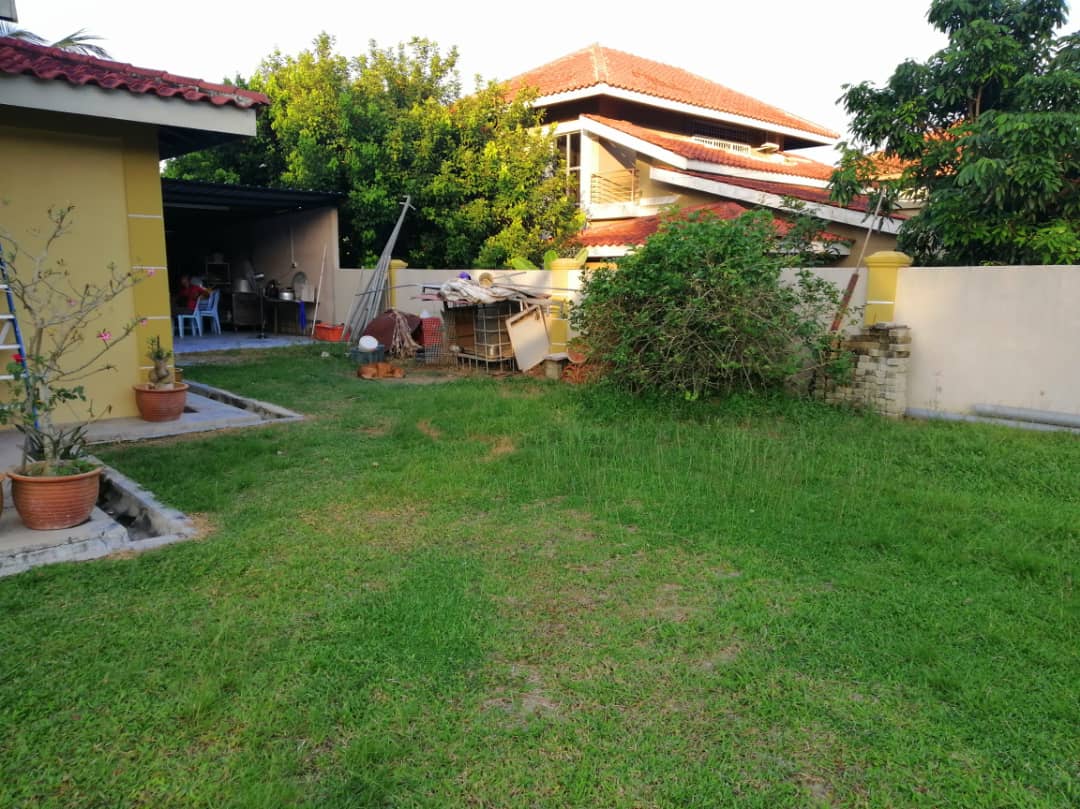 TAMAN BUKIT NIBONG, AYER MOLEK MELAKA