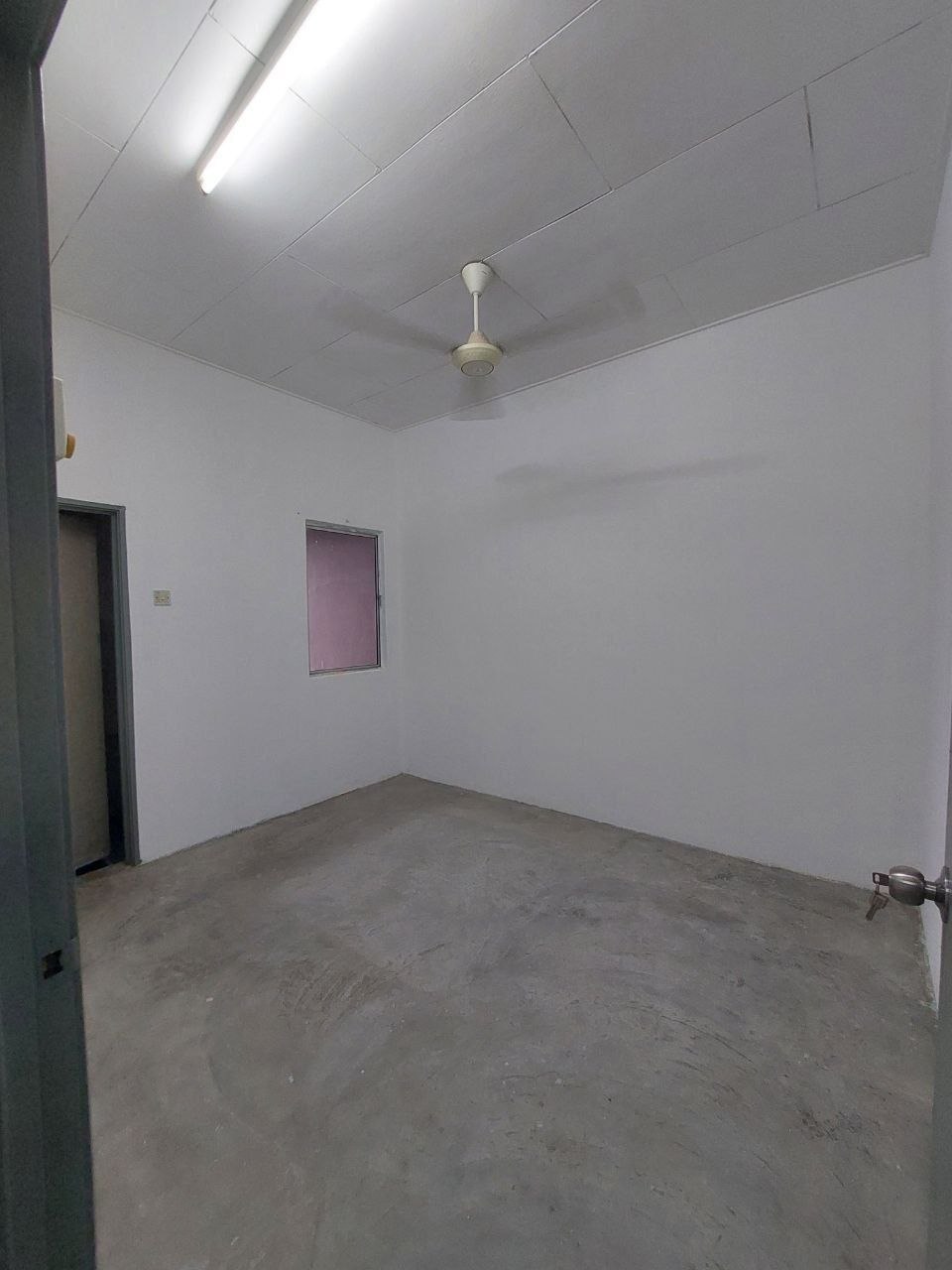 PANGSAPURI TAMAN TASIK UTAMA AYER KEROH MELAKA