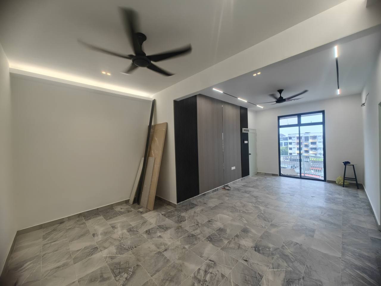 FLAT KAMPUNG LAPAN, TAMAN KENANGA SEK 3