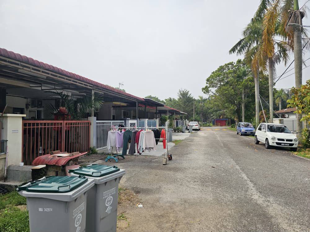 TAMAN MAS MERAH JAYA, BATU BERENDAM