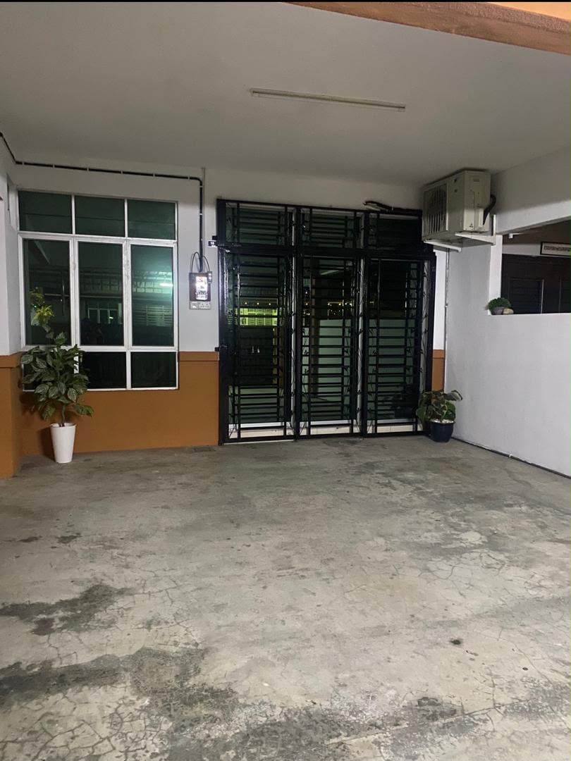 TAMAN TIANG DUA MUTIARA, AYER MOLEK MELAKA
